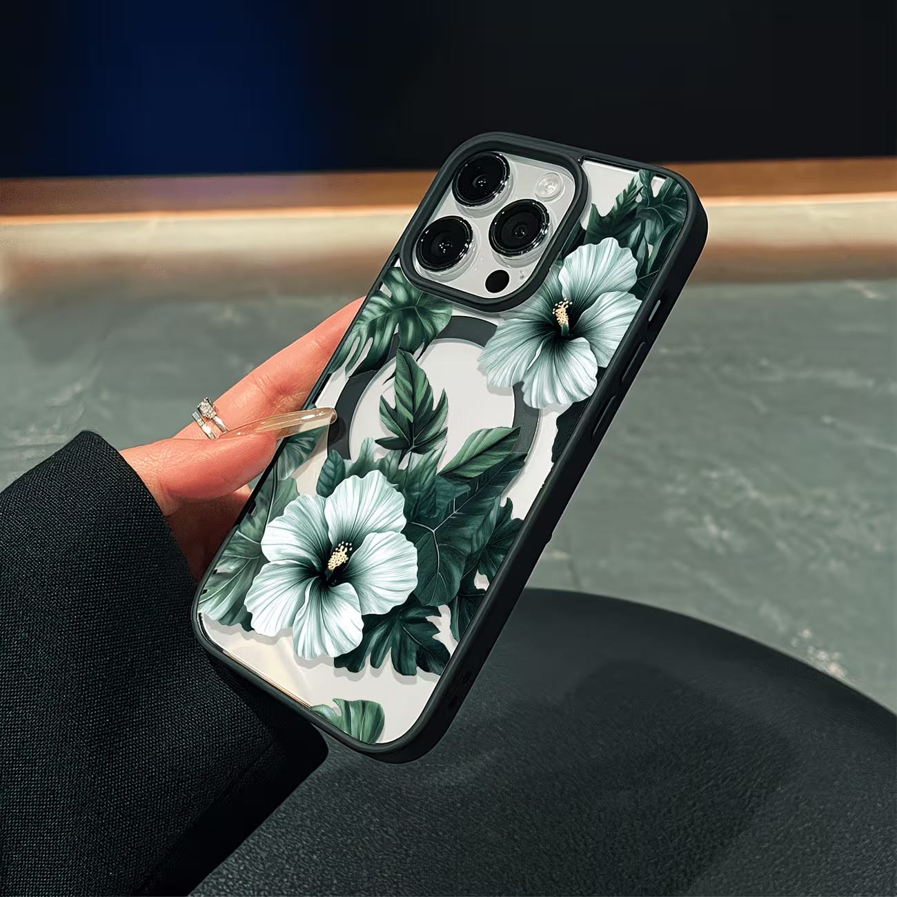 Green Floral Print Phone Case  - огляд і ціна Clear Magsafe Case